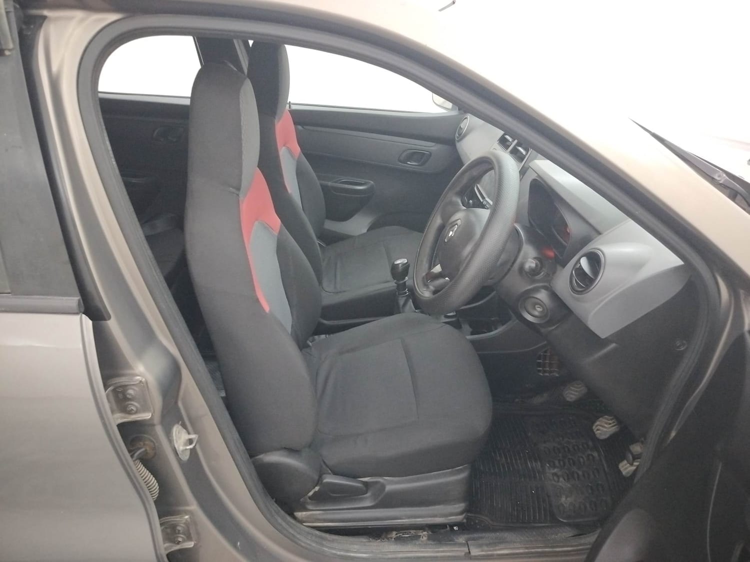 Kwid image 17 Kwid image 17