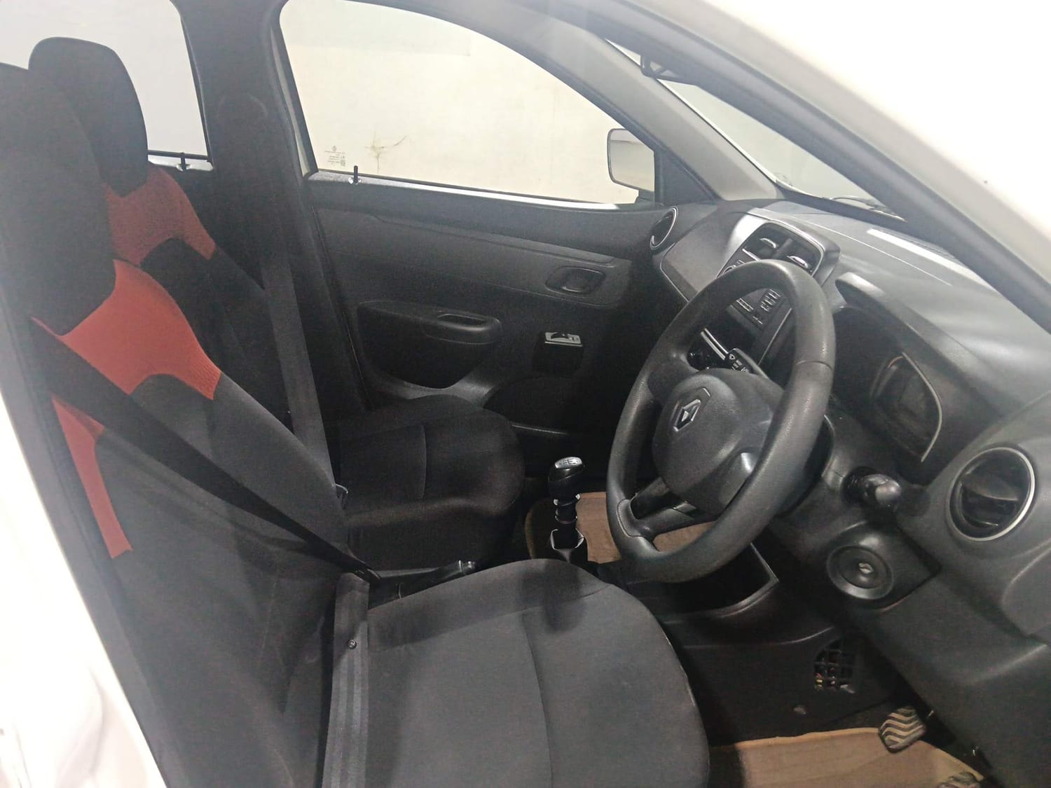 Kwid image 17 Kwid image 17