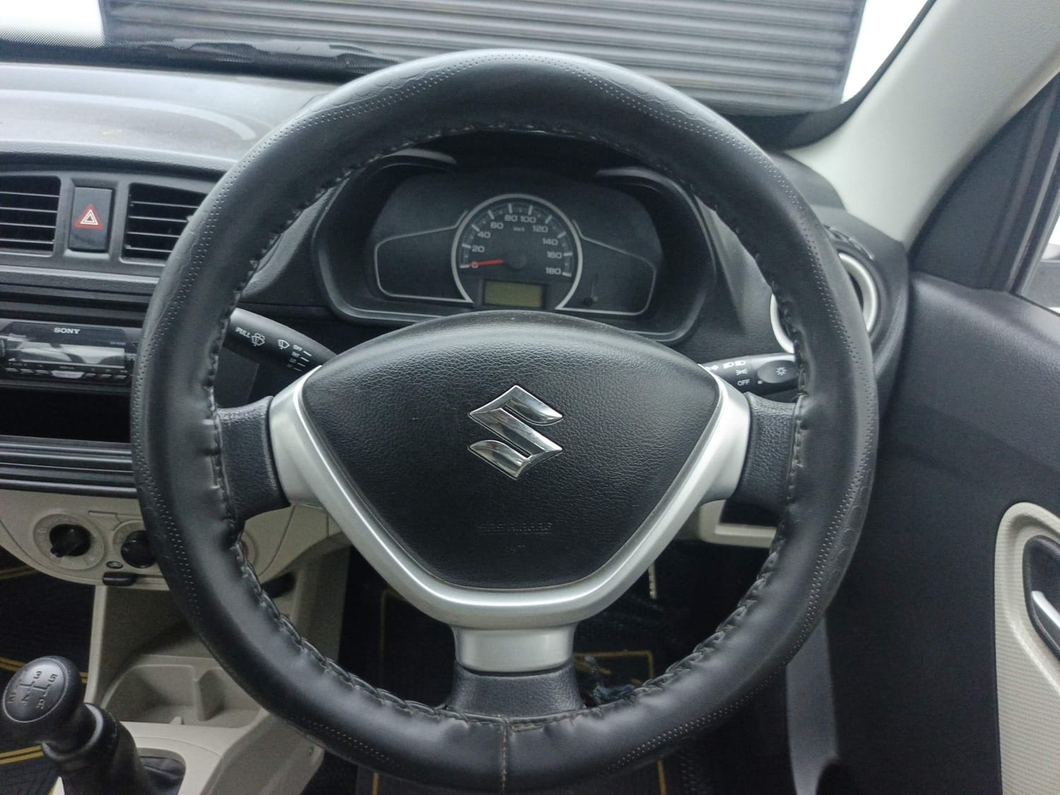 Alto 800 image 14 Alto 800 image 14