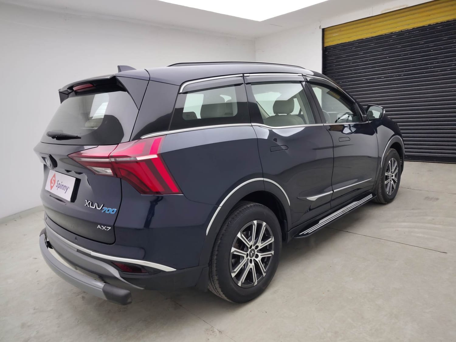 Used 2023 Mahindra XUV700 Used 2023 Mahindra XUV700