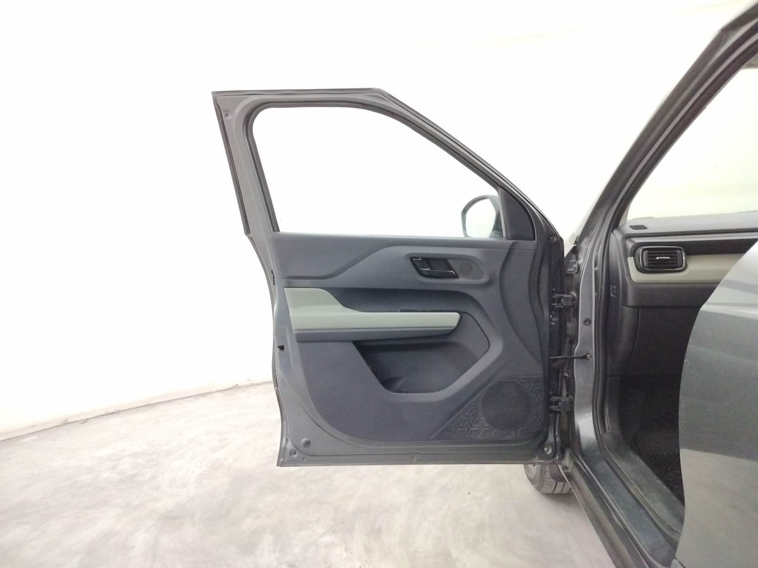 Punch image 21 Punch image 21