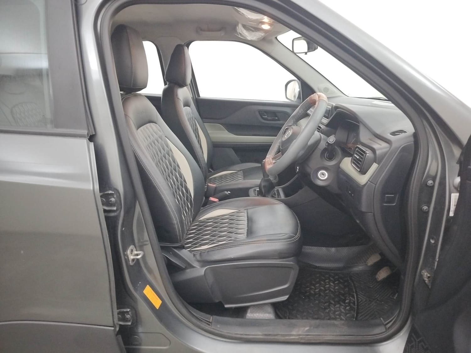 Punch image 17 Punch image 17