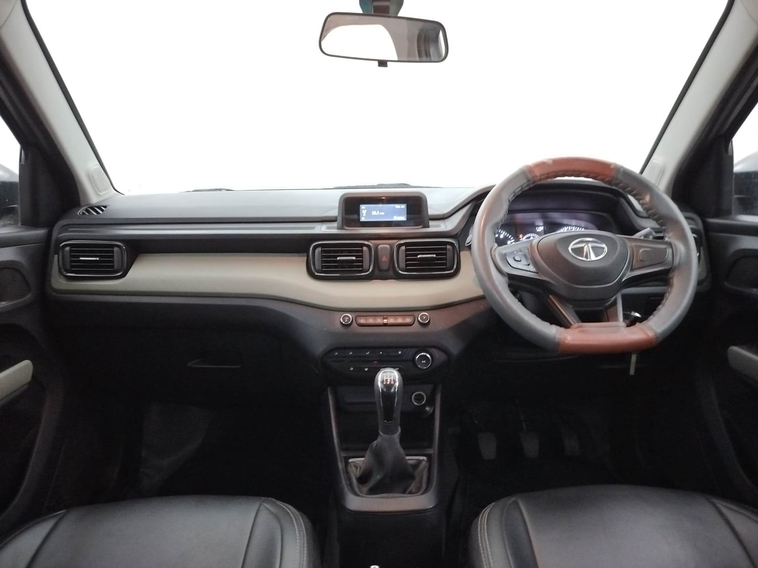 Punch image 12 Punch image 12