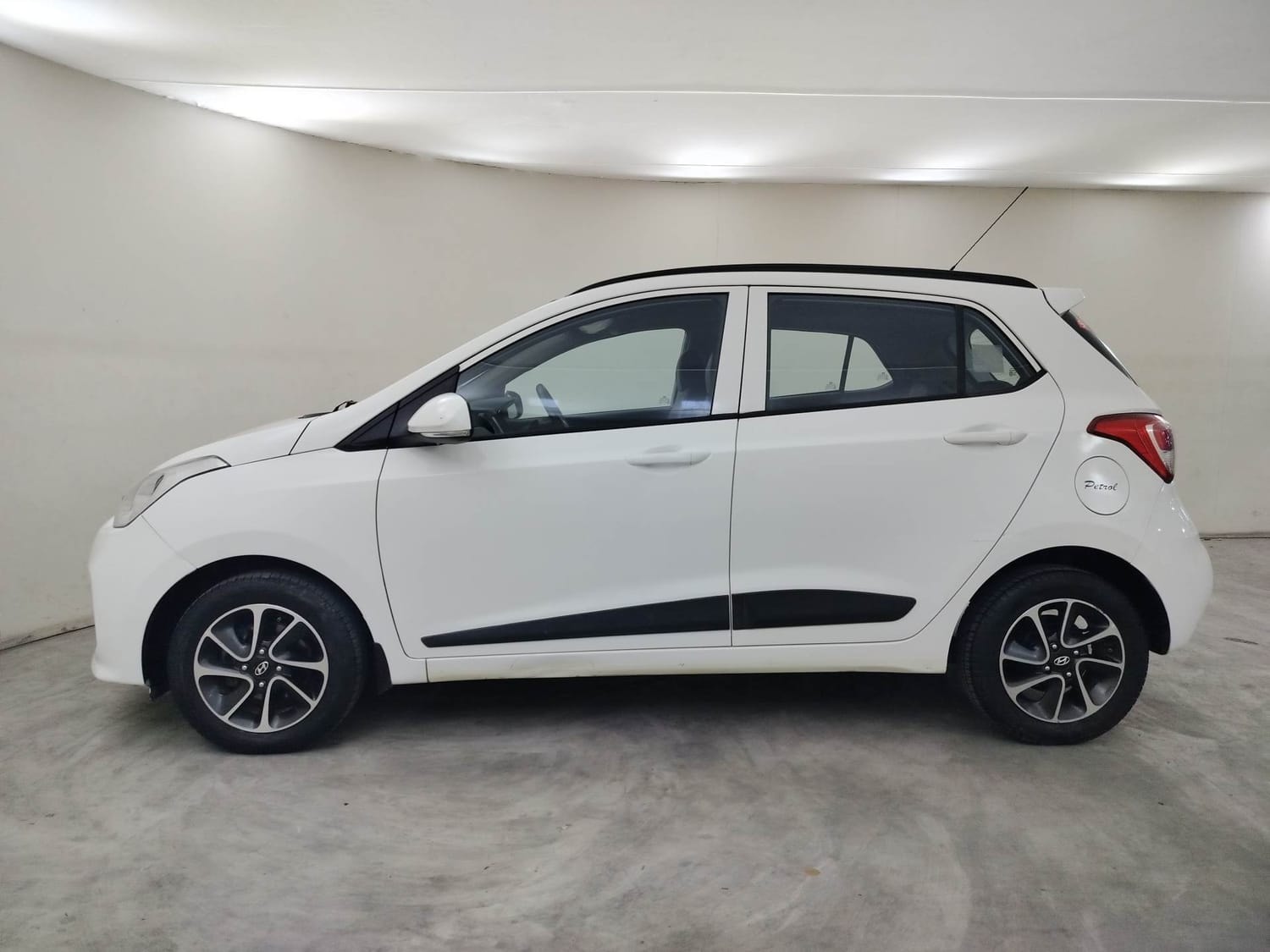 Used 2018 Hyundai Grand i10 Used 2018 Hyundai Grand i10