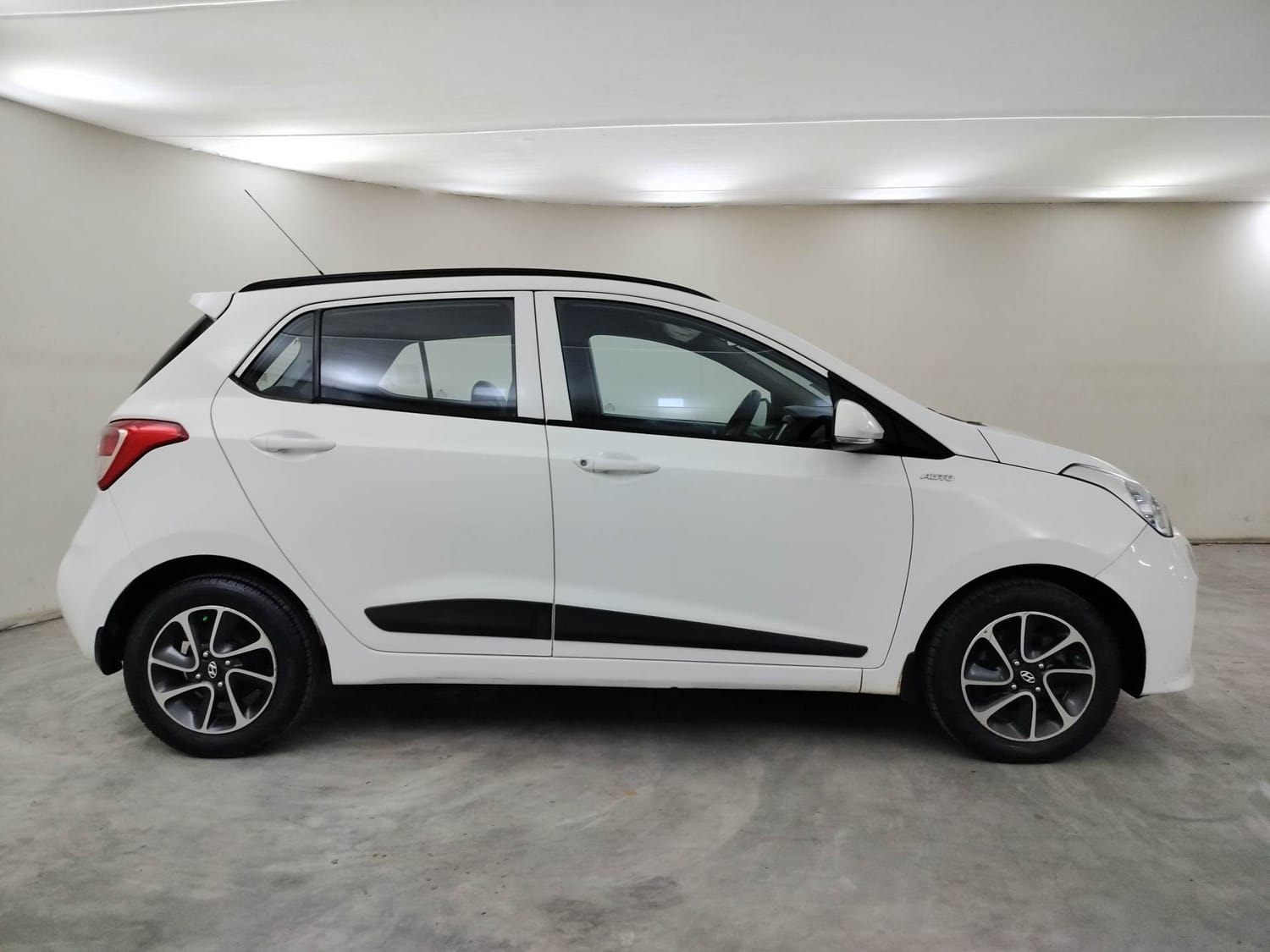 Used 2018 Hyundai Grand i10 Used 2018 Hyundai Grand i10