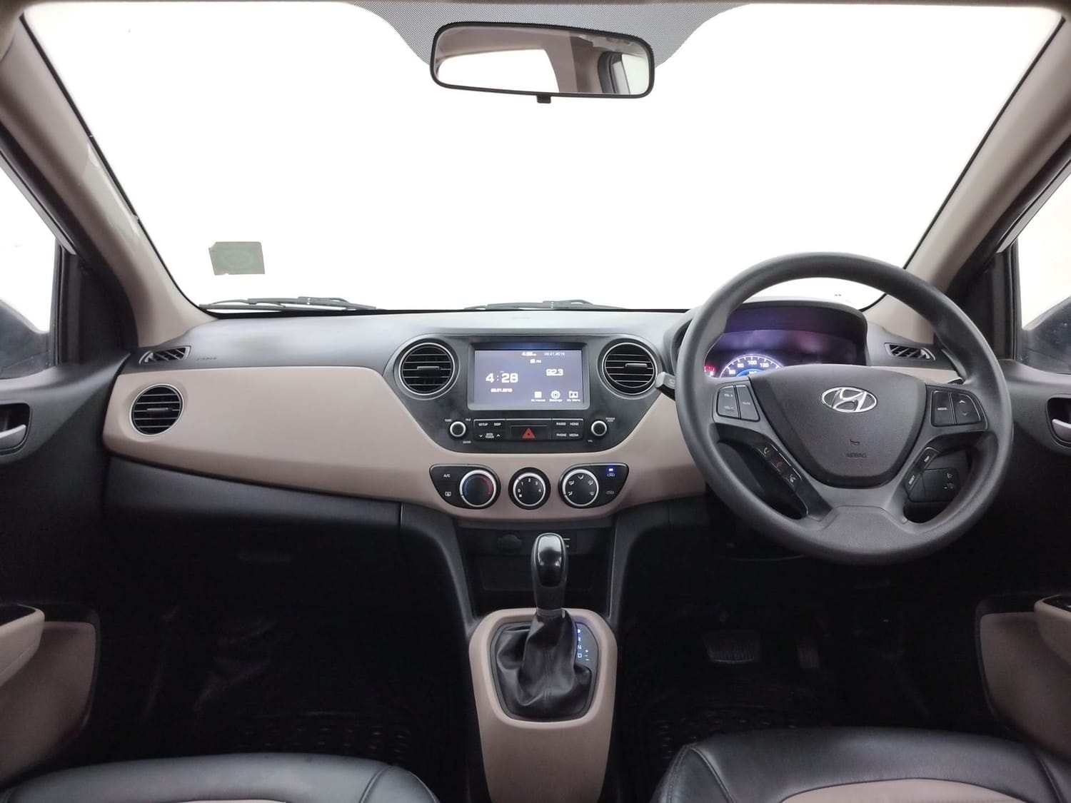 Used 2018 Hyundai Grand i10 Used 2018 Hyundai Grand i10