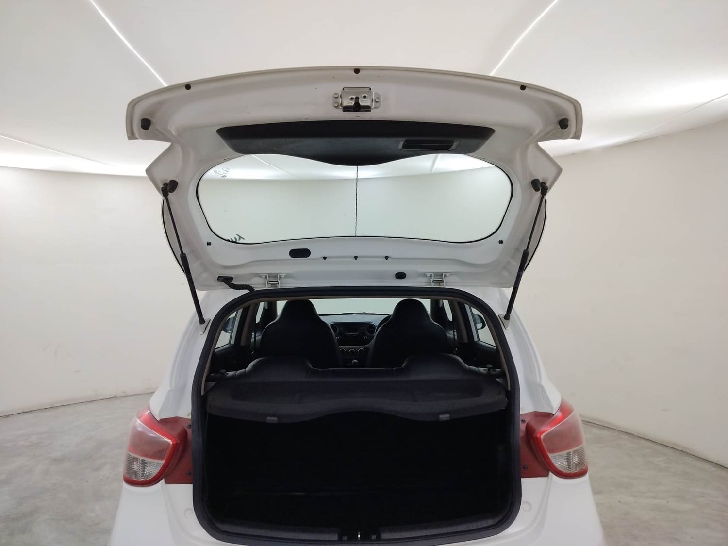 Grand i10 image 24 Grand i10 image 24