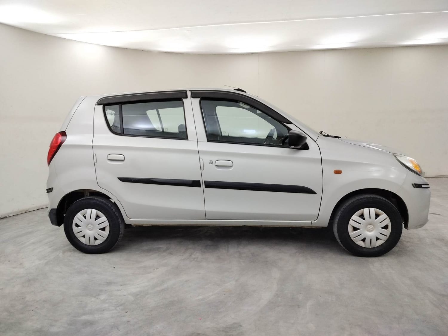 Alto 800 image 6 Alto 800 image 6