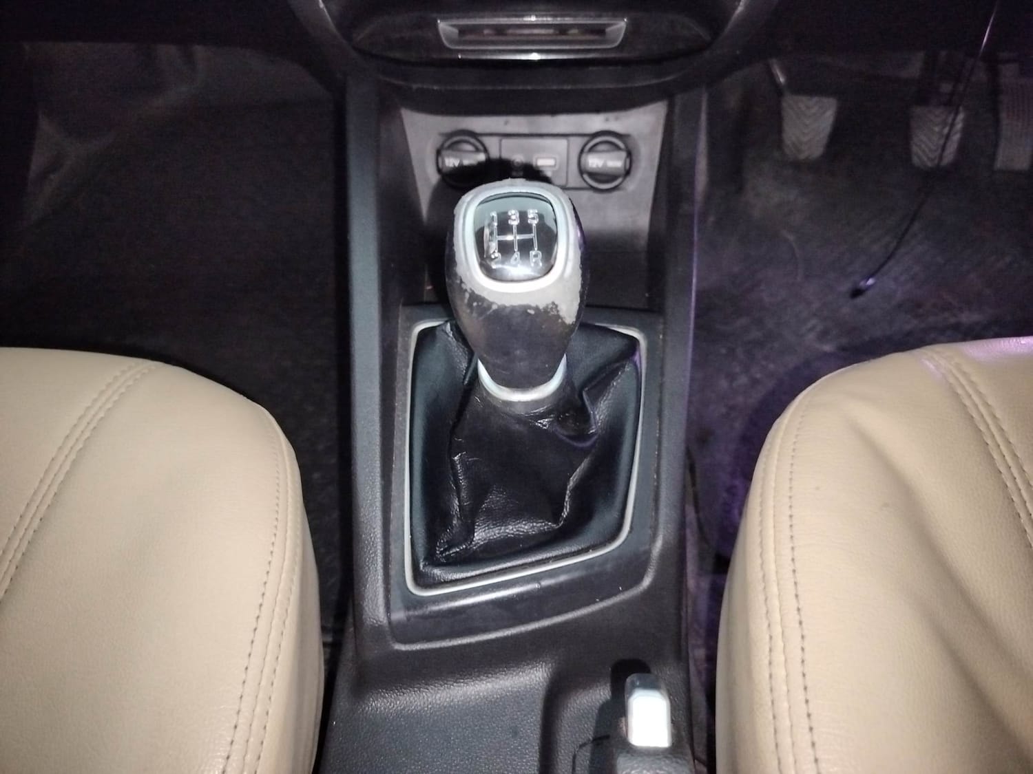 Elite i20 image 16 Elite i20 image 16