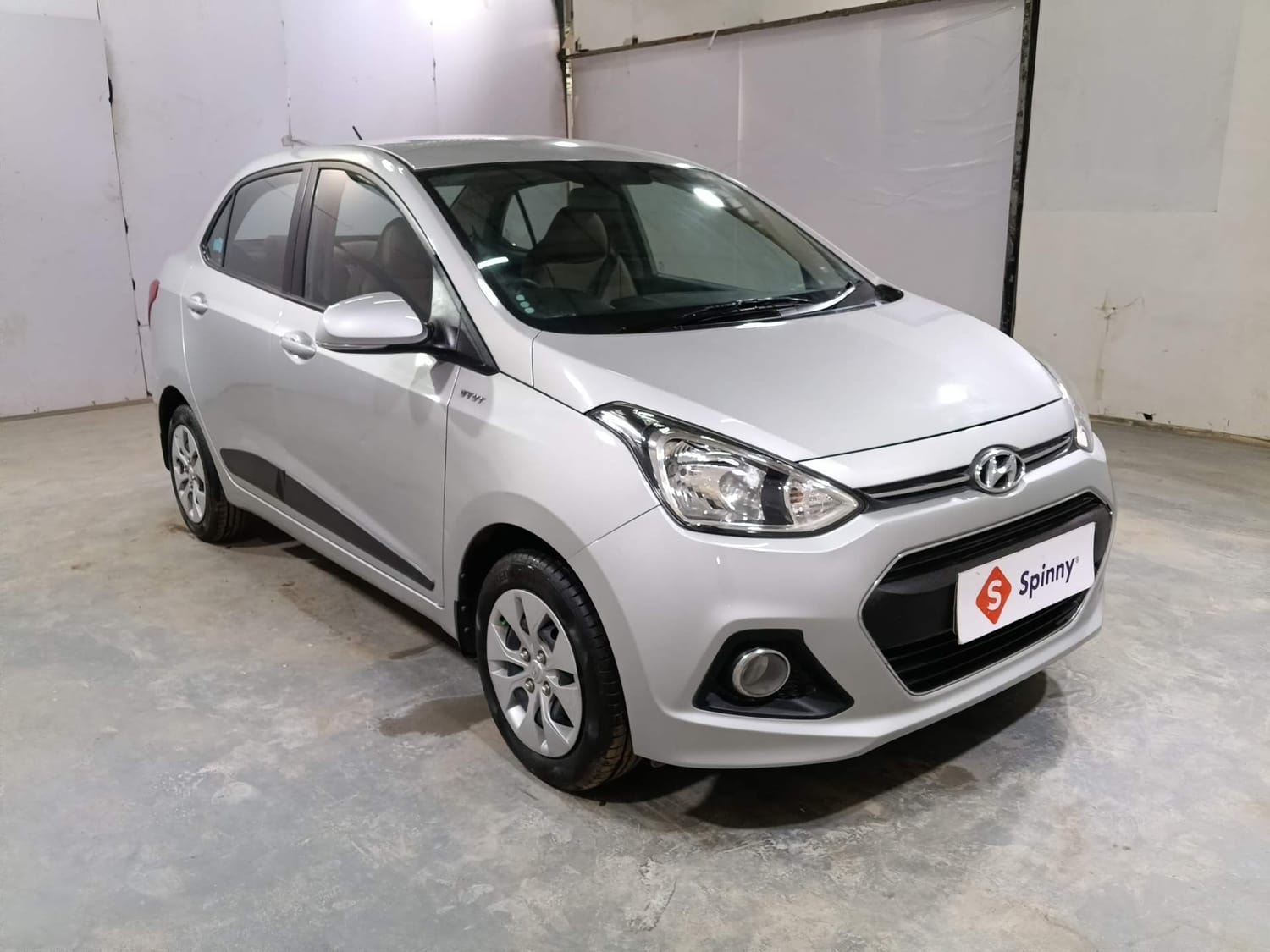 Xcent image 7 Xcent image 7