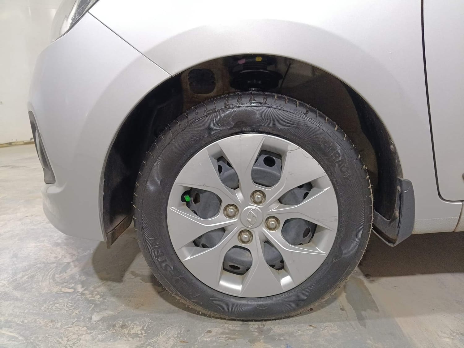 Xcent image 34 Xcent image 34