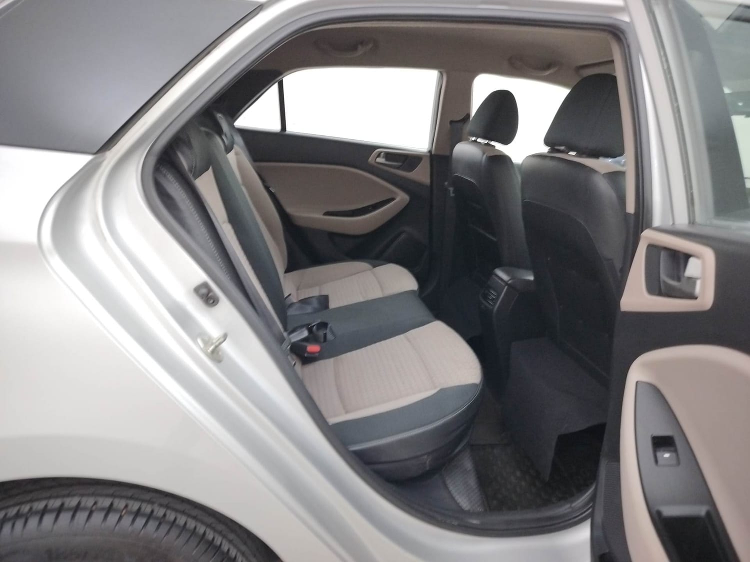 Elite i20 image 18 Elite i20 image 18