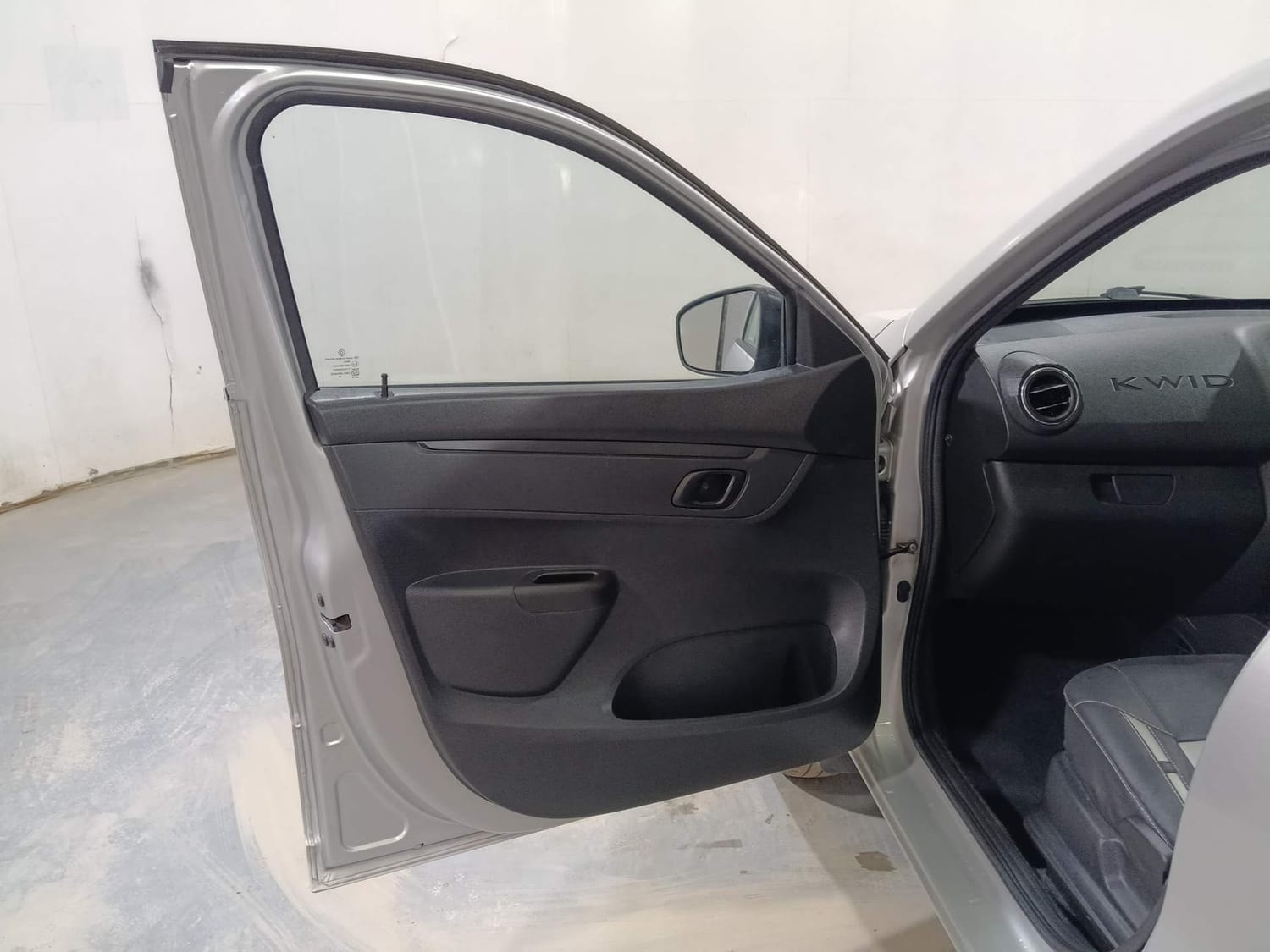 Kwid image 21 Kwid image 21