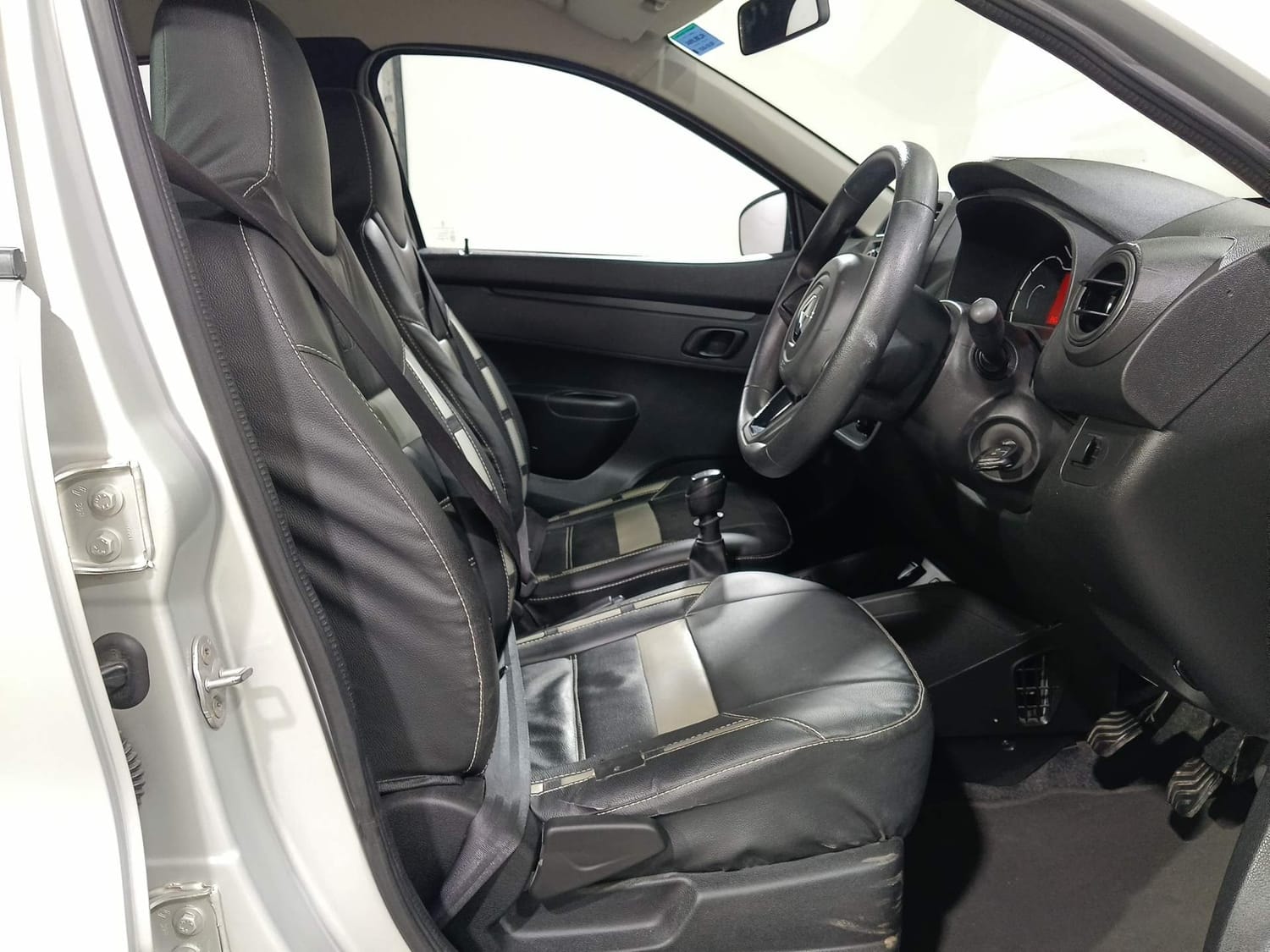 Kwid image 17 Kwid image 17