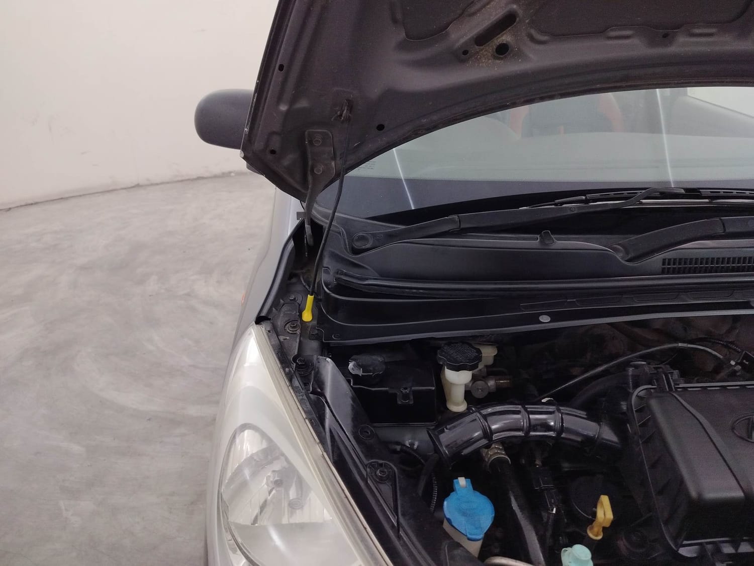 i10 image 31 i10 image 31