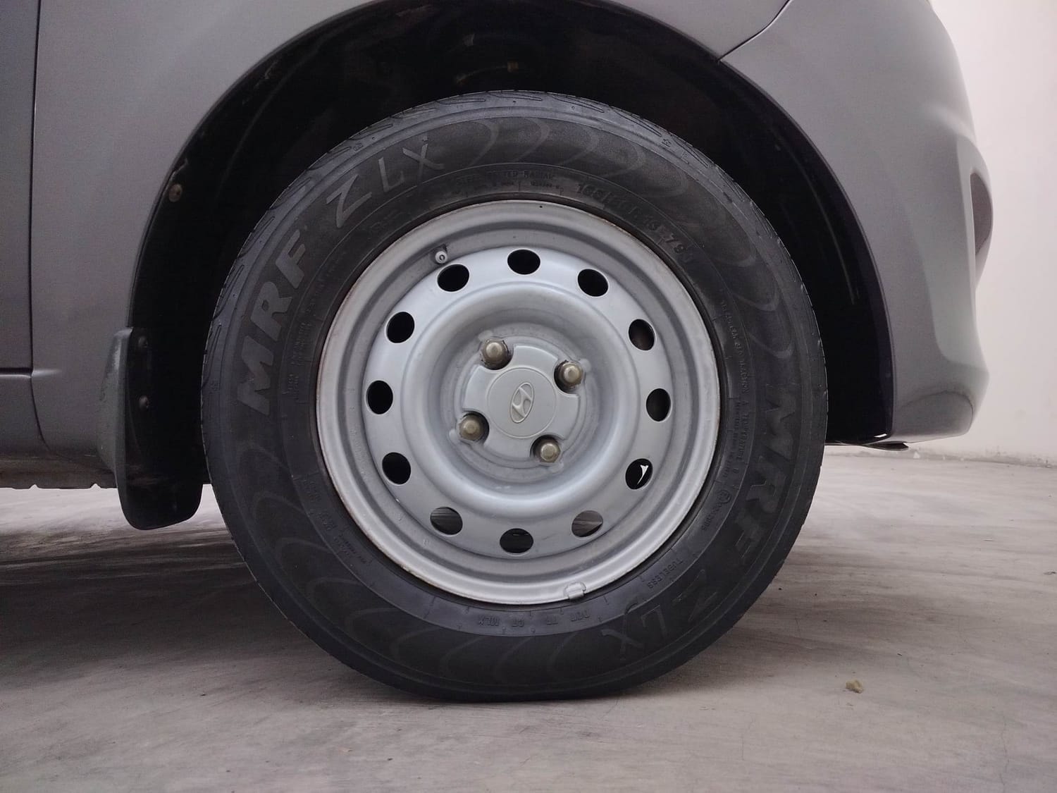 i10 image 32 i10 image 32