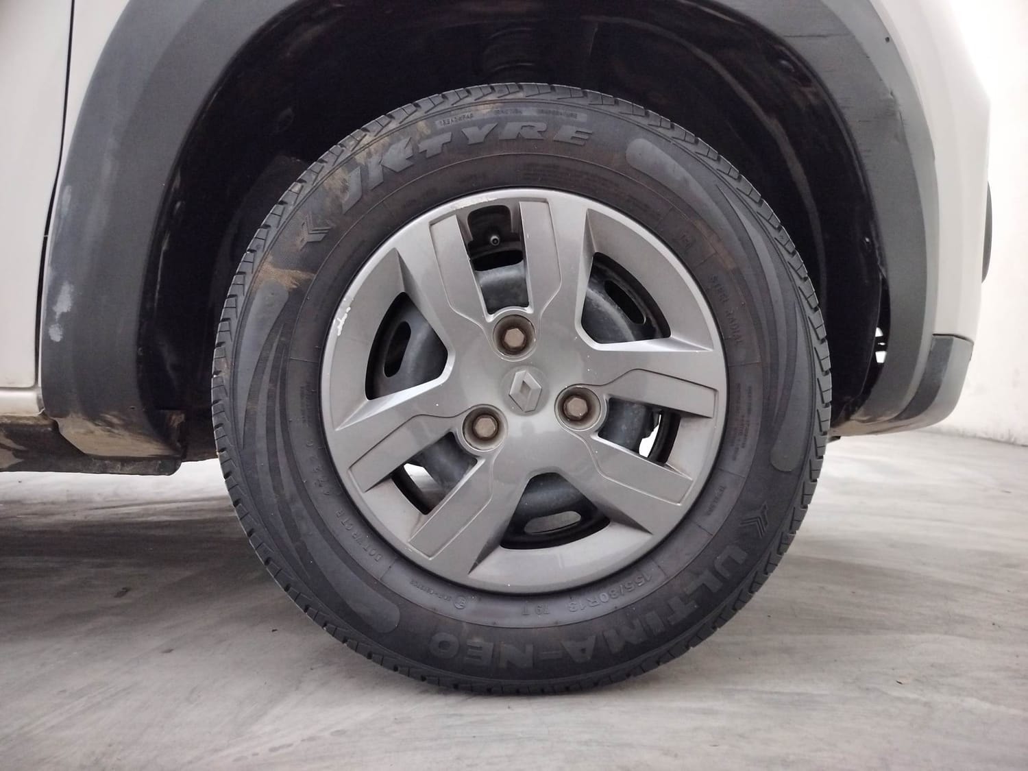 Kwid image 32 Kwid image 32