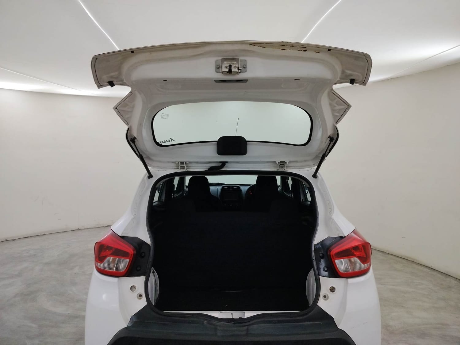 Kwid image 24 Kwid image 24