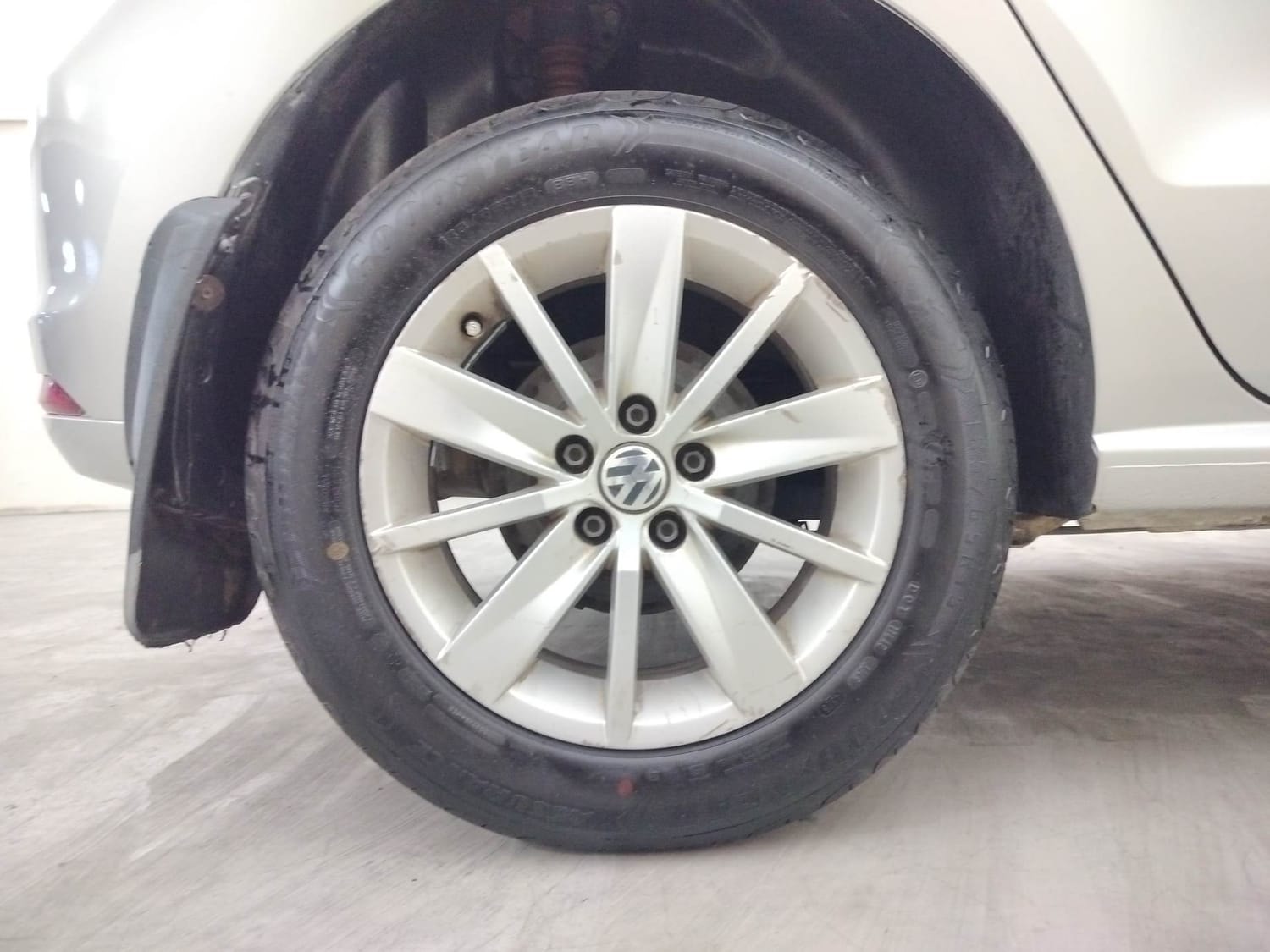 Polo image 33 Polo image 33