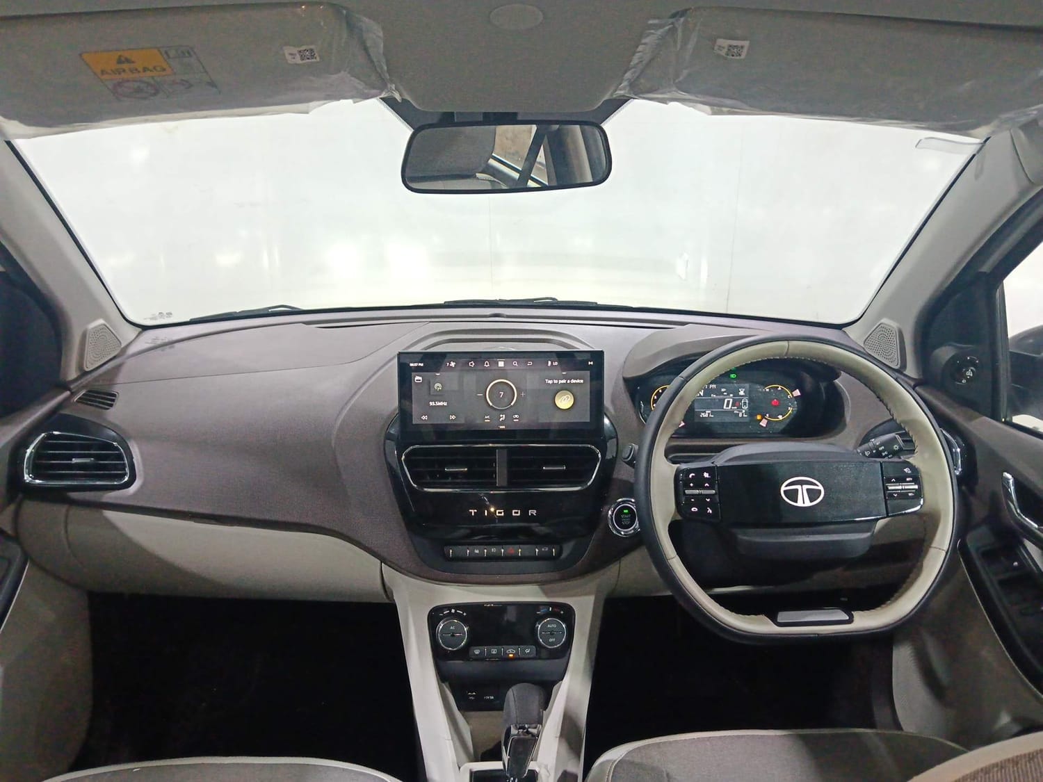 Tigor image 12 Tigor image 12