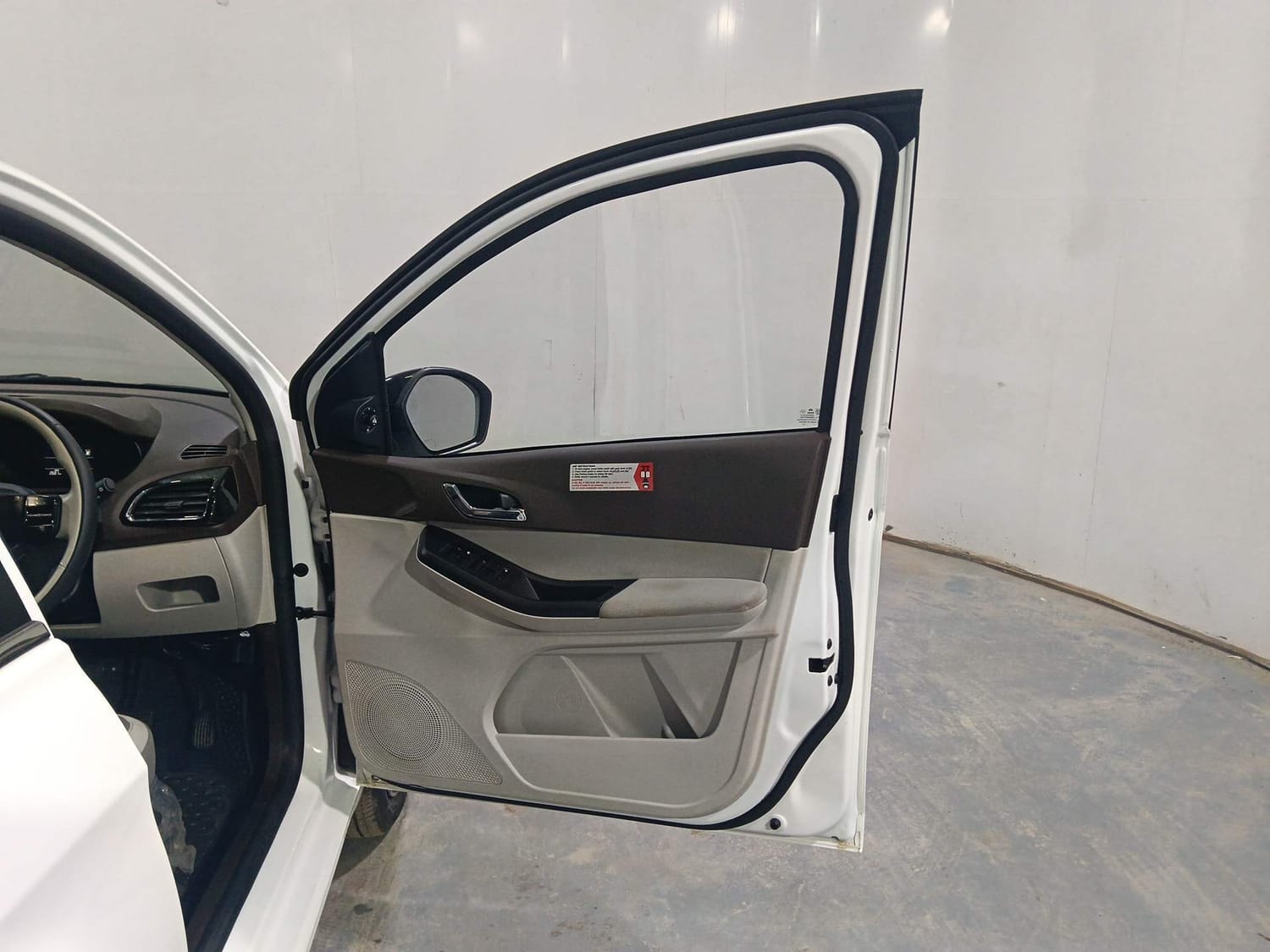 Tigor image 19 Tigor image 19