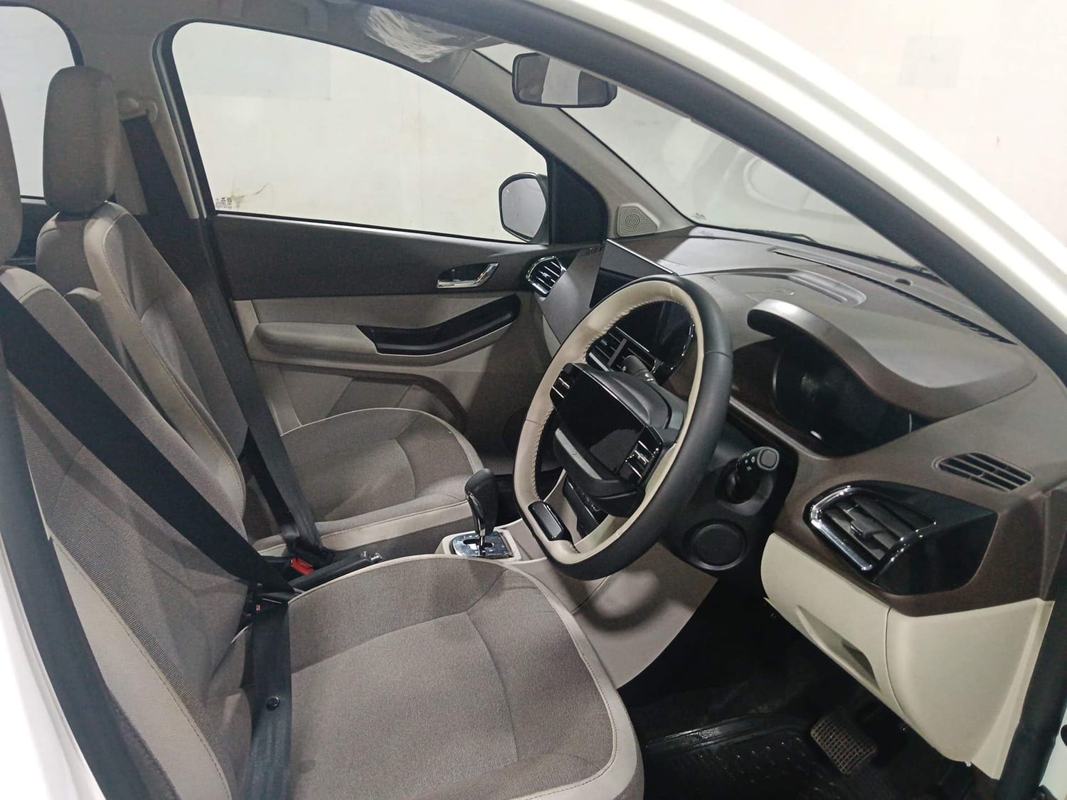 Tigor image 17 Tigor image 17