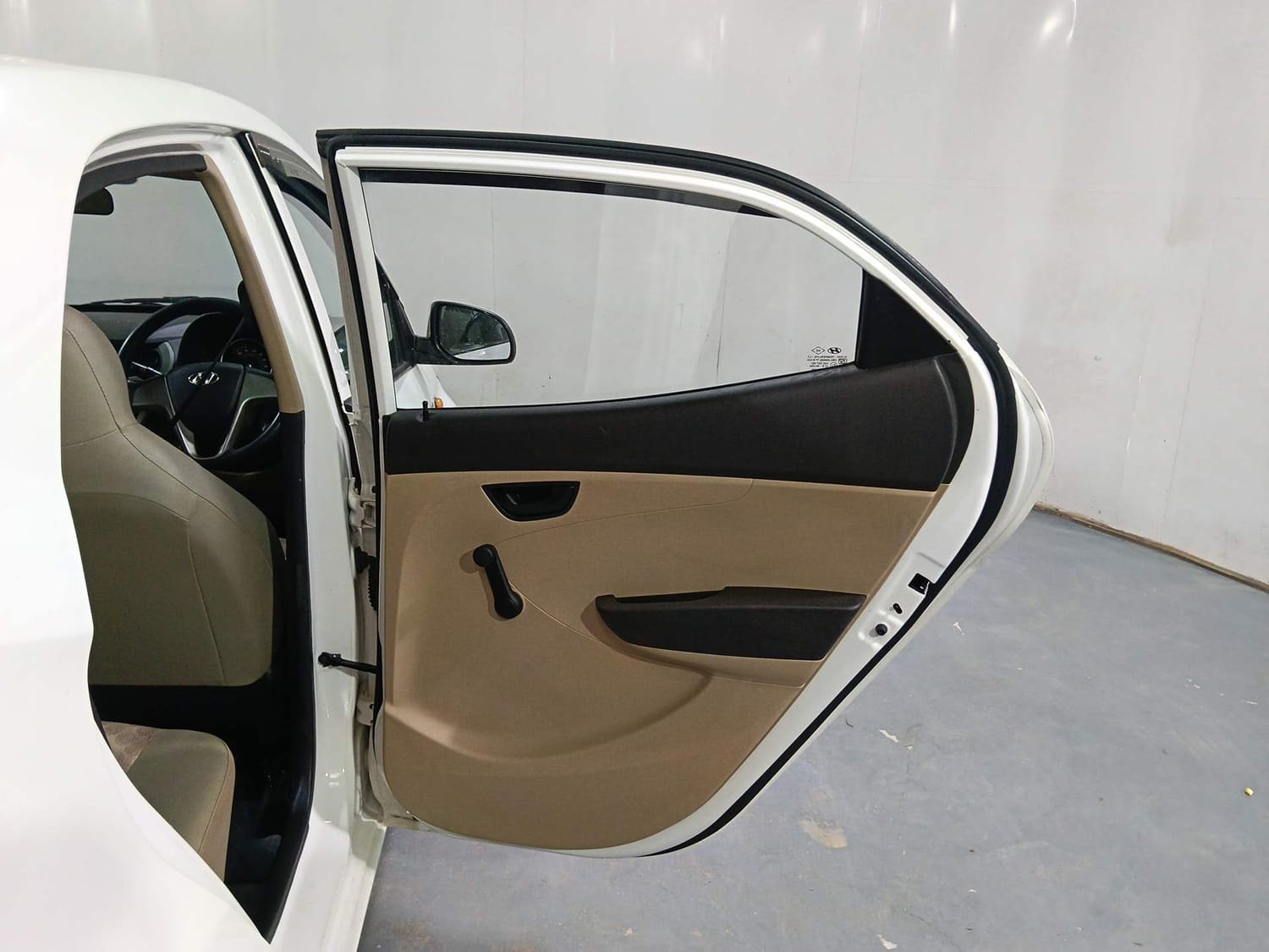 EON image 20 EON image 20