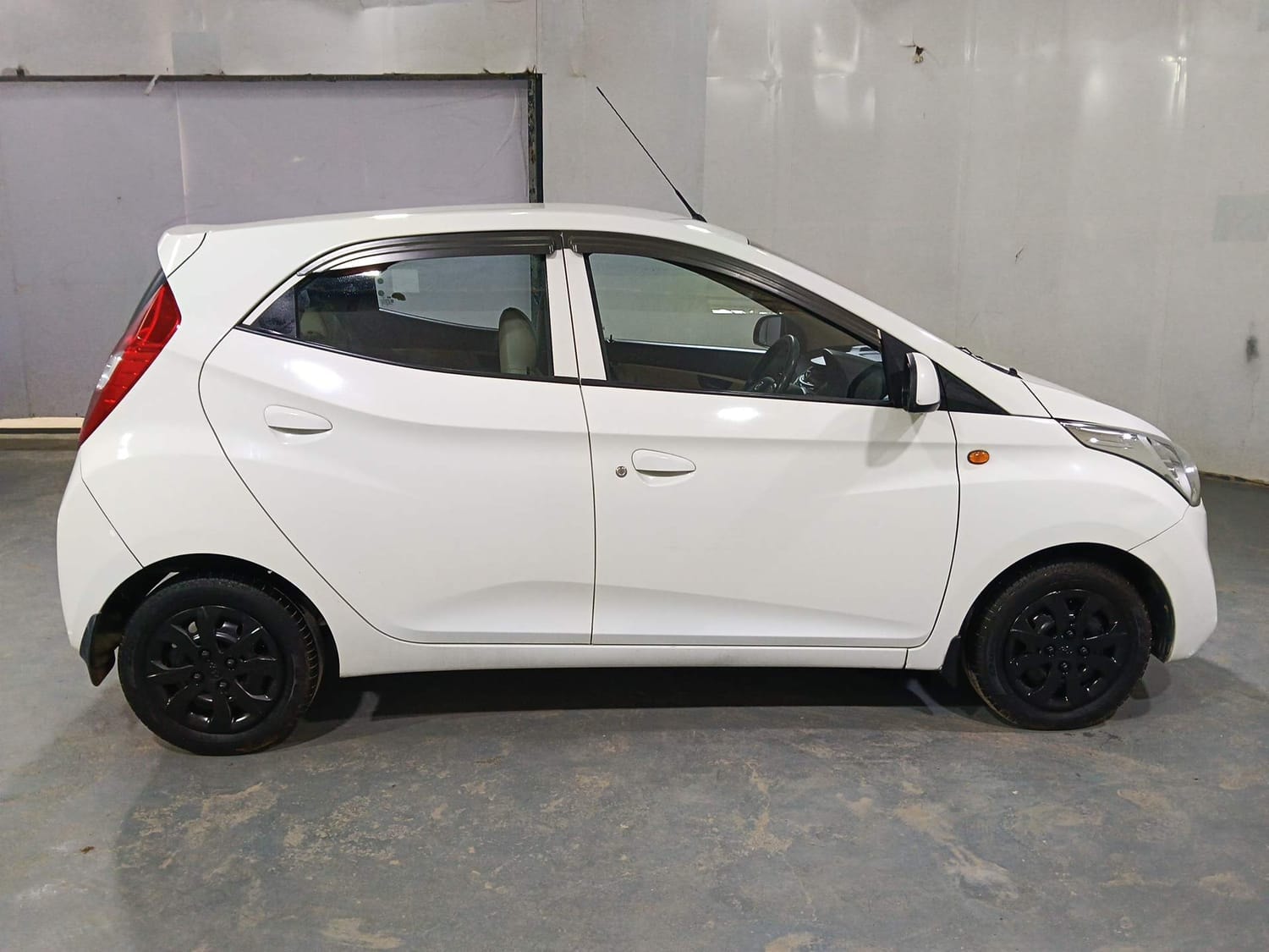 EON image 6 EON image 6