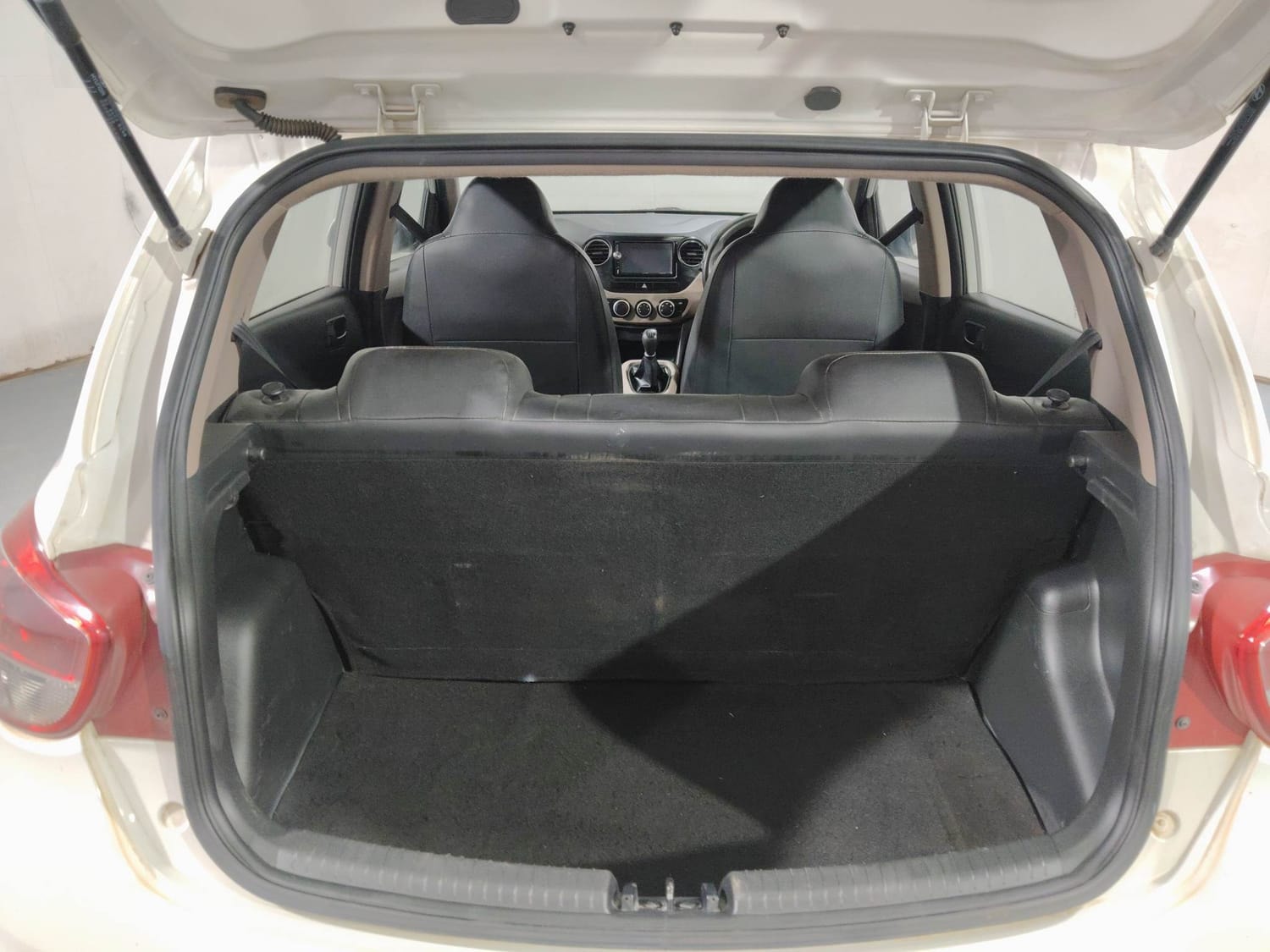 Used 2017 Hyundai Grand i10 Used 2017 Hyundai Grand i10