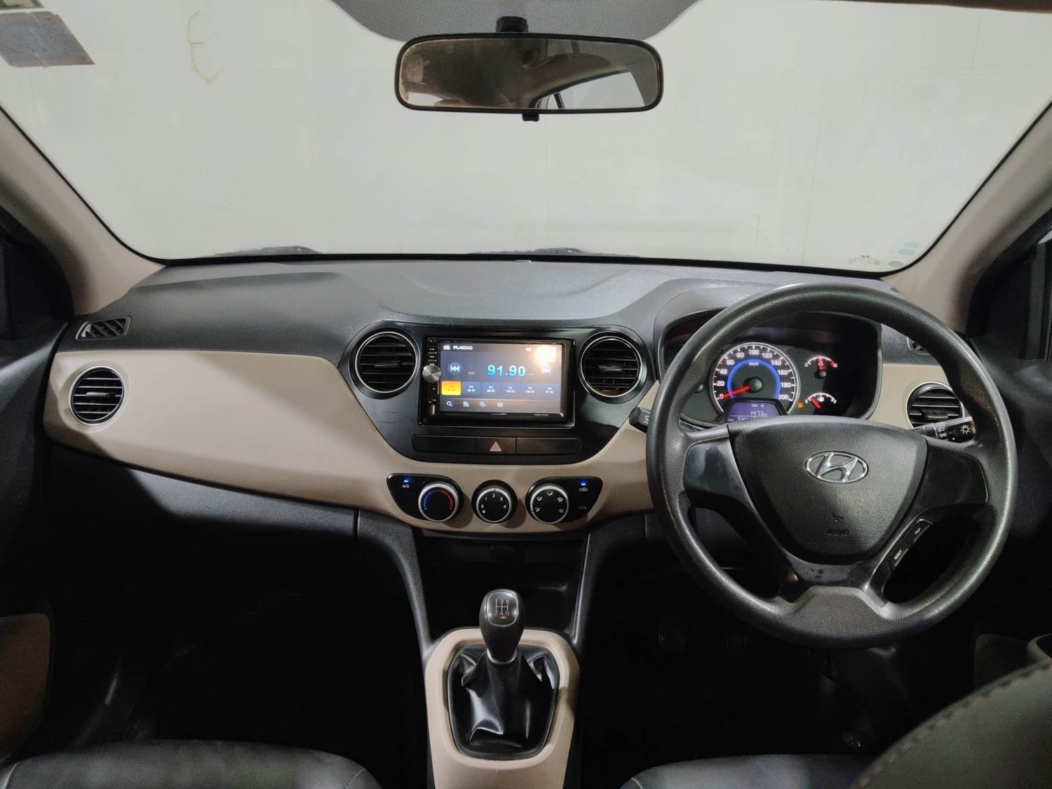 Used 2017 Hyundai Grand i10 Used 2017 Hyundai Grand i10