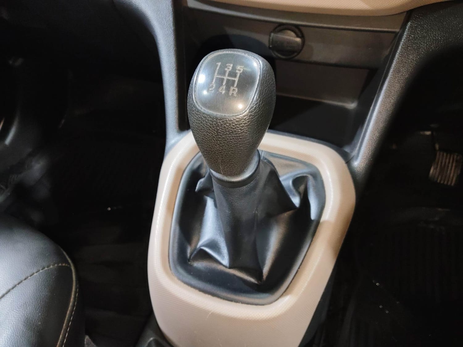 Used 2017 Hyundai Grand i10 Used 2017 Hyundai Grand i10