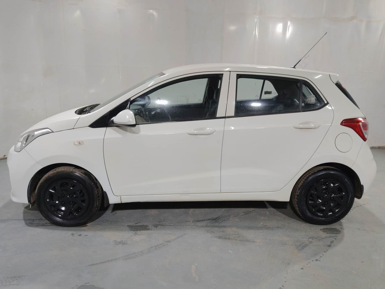 Used 2017 Hyundai Grand i10 Used 2017 Hyundai Grand i10