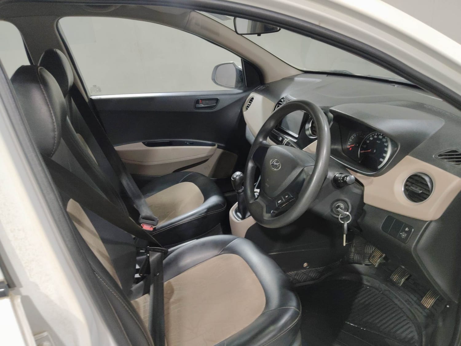 Used 2017 Hyundai Grand i10 Used 2017 Hyundai Grand i10