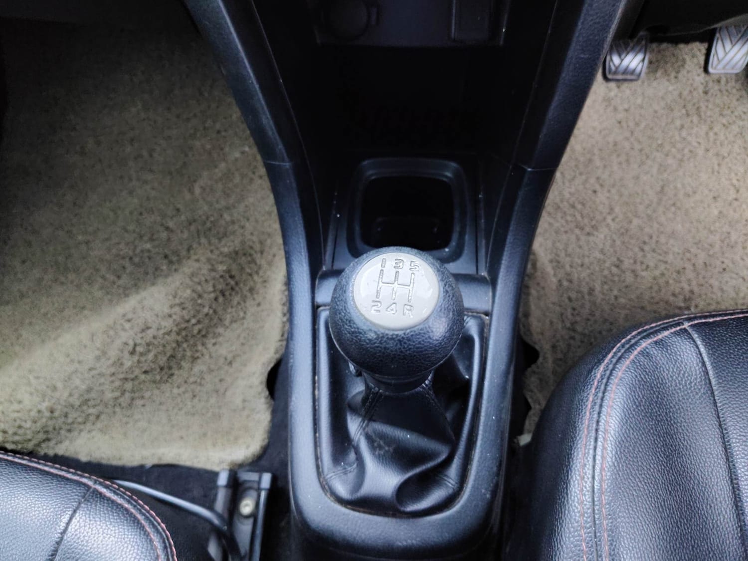 Swift image 16 Swift image 16