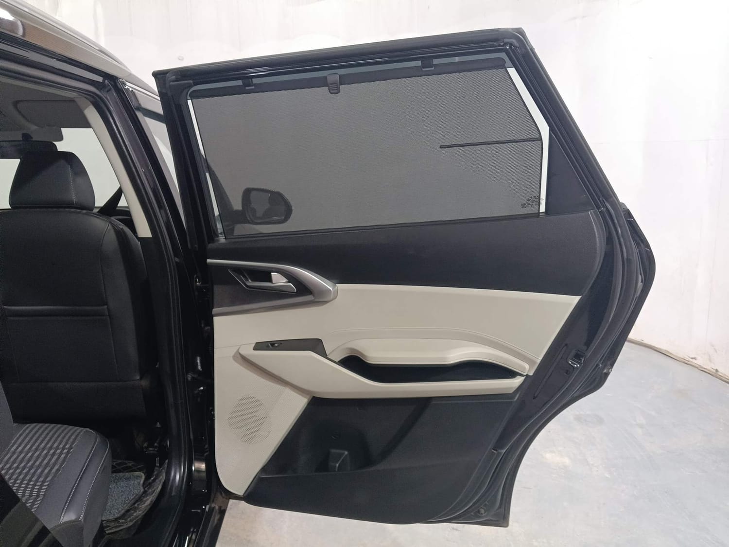 Carens image 20 Carens image 20