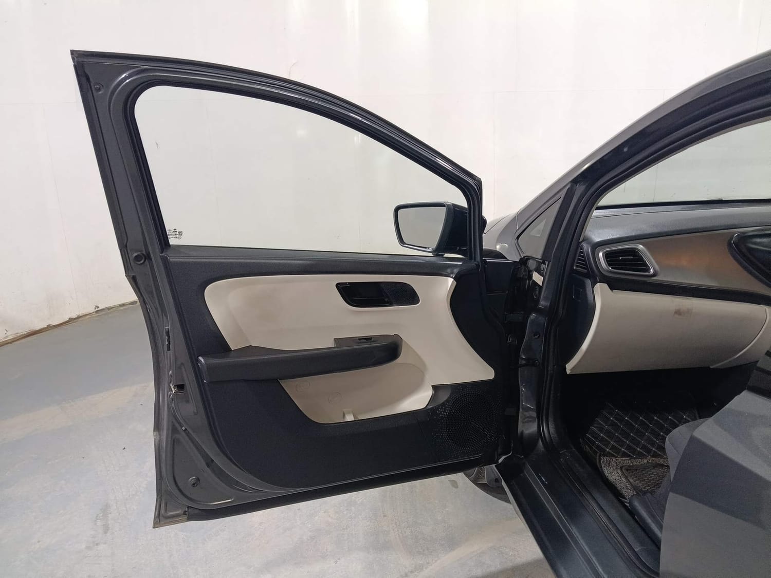 Used 2021 Tata Altroz Used 2021 Tata Altroz