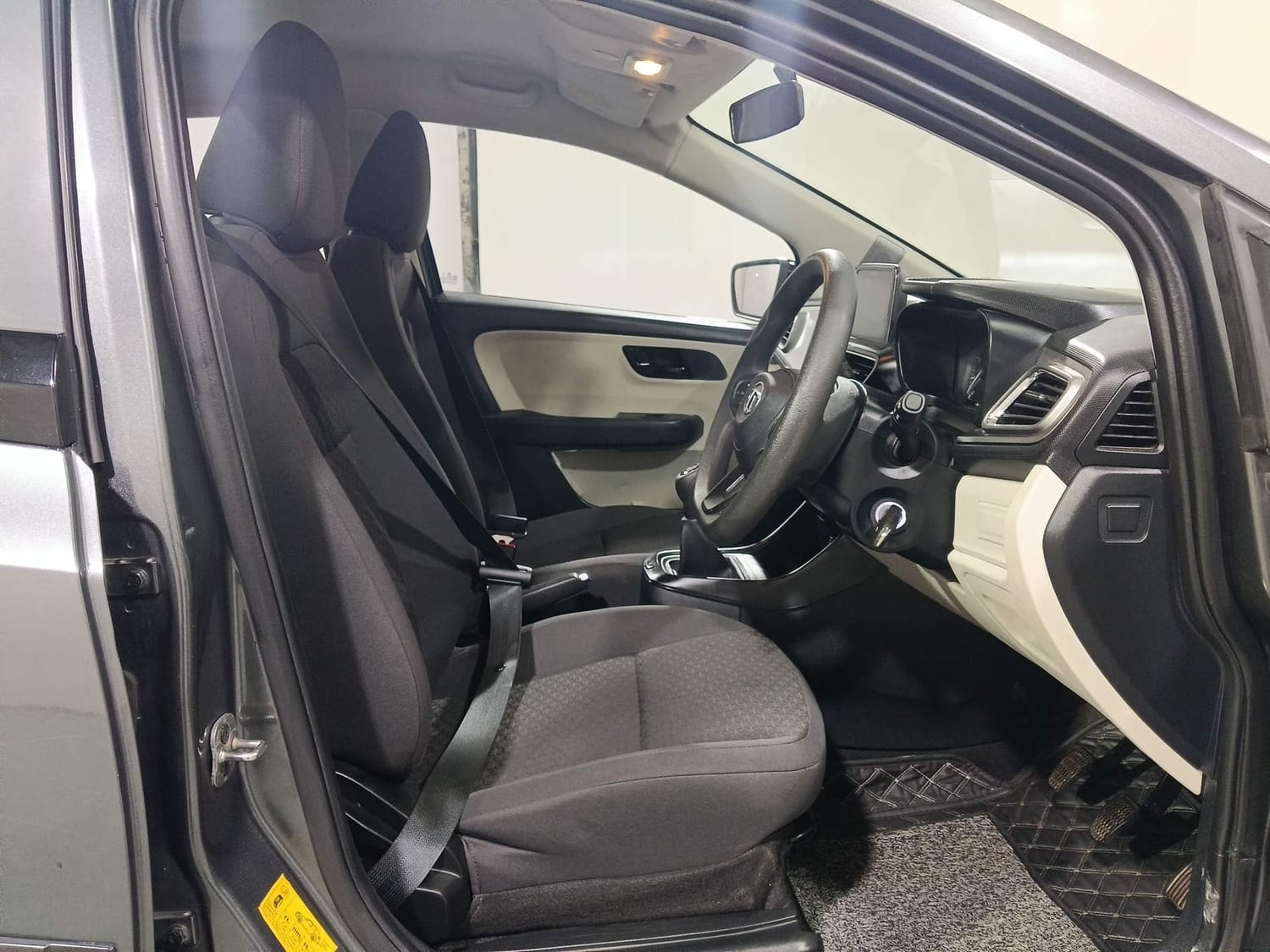 Used 2021 Tata Altroz Used 2021 Tata Altroz