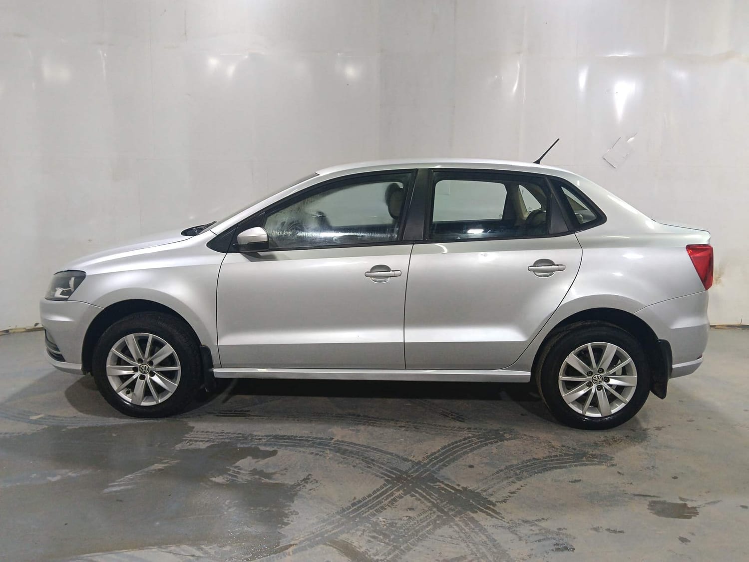 Used 2016 Volkswagen Ameo Used 2016 Volkswagen Ameo