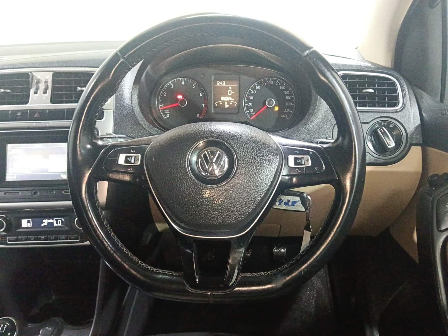 Used 2016 Volkswagen Ameo Used 2016 Volkswagen Ameo