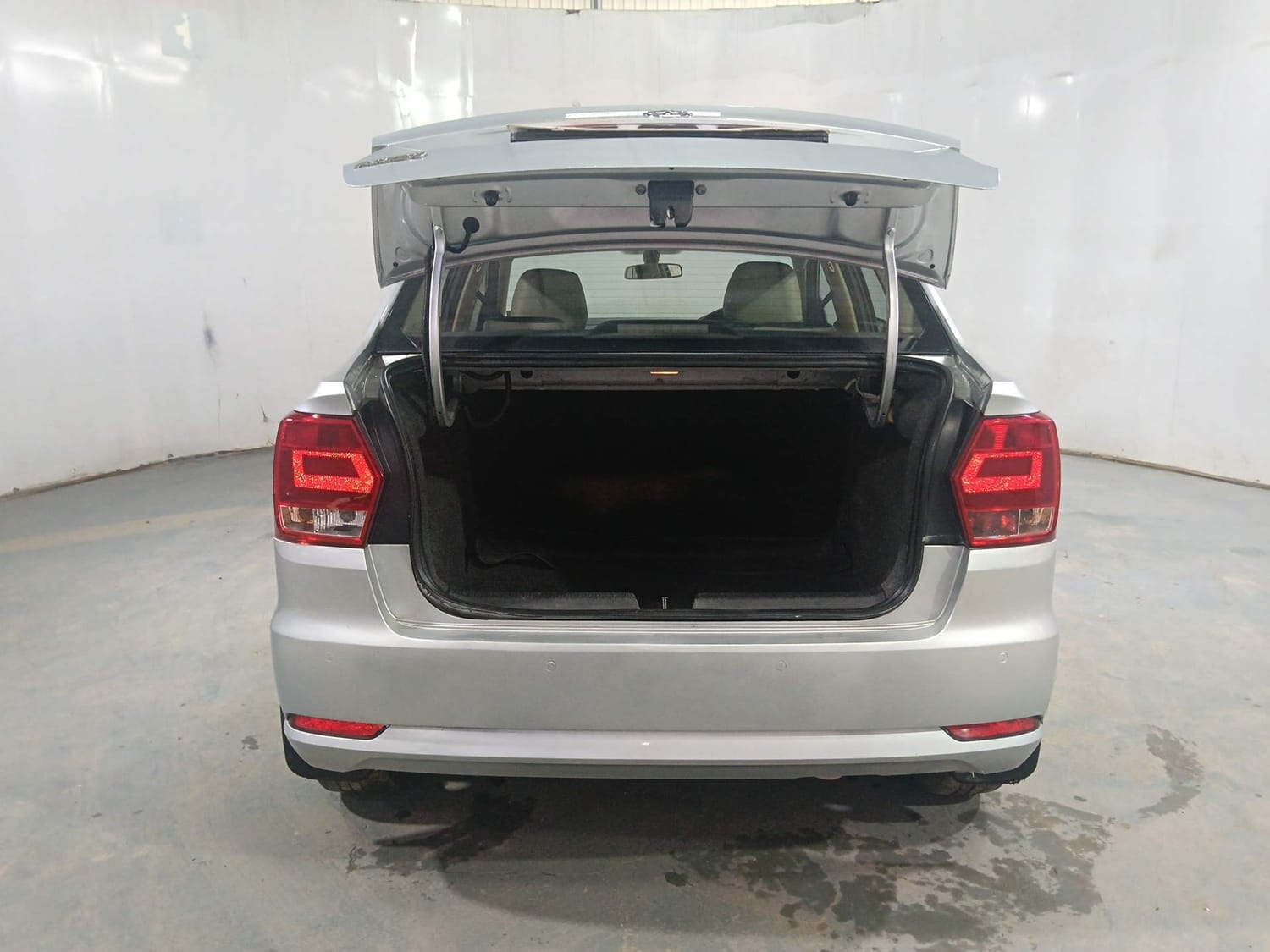 Used 2016 Volkswagen Ameo Used 2016 Volkswagen Ameo