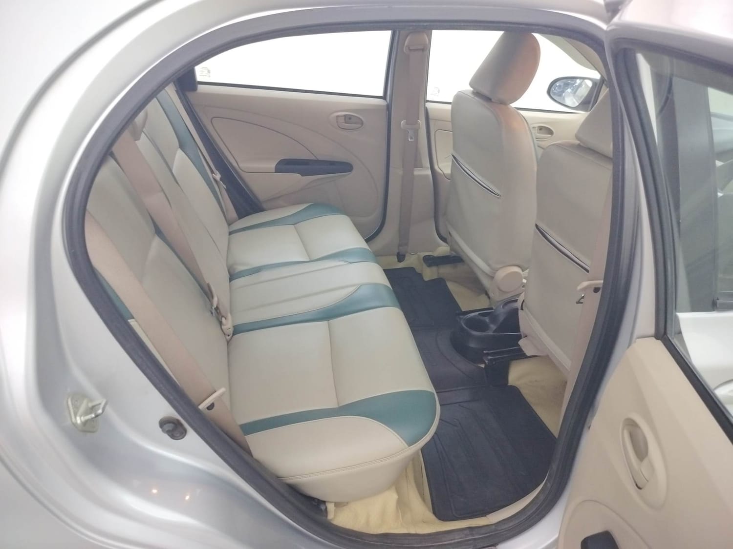 Etios Liva image 18 Etios Liva image 18