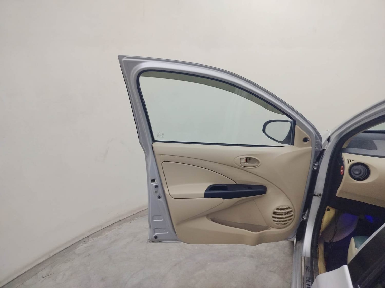 Etios Liva image 21 Etios Liva image 21