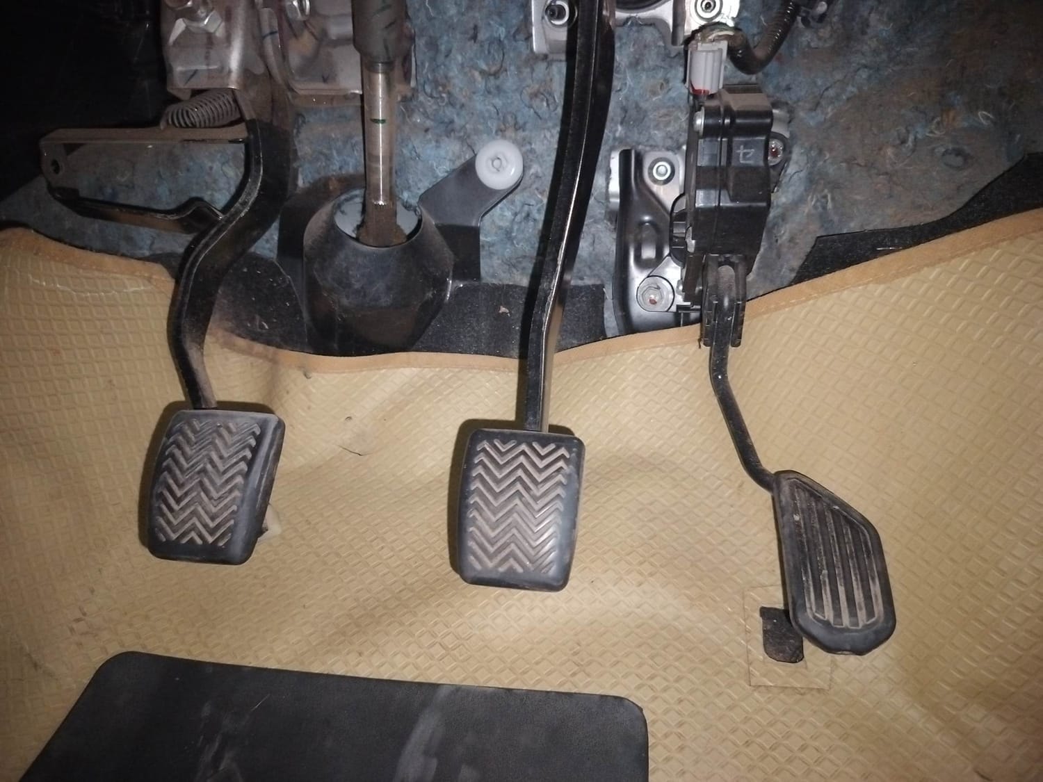 Etios Liva image 26 Etios Liva image 26