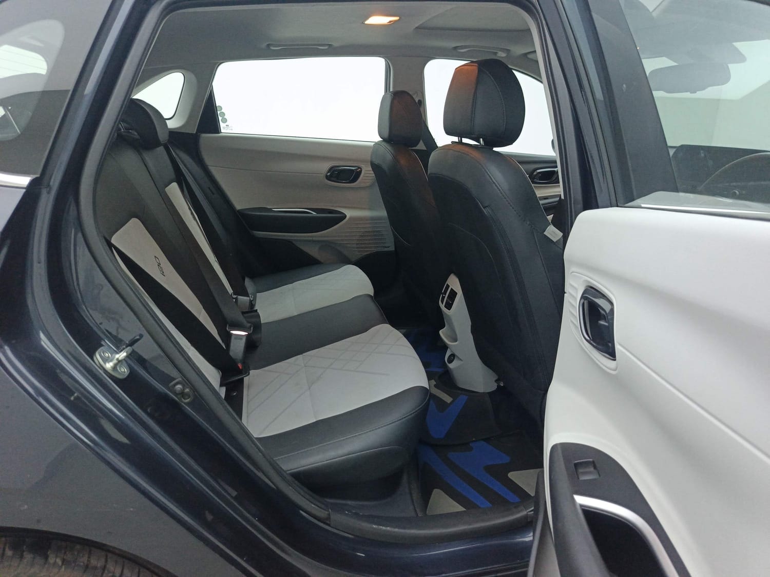 Used 2024 Hyundai Elite i20 Used 2024 Hyundai Elite i20