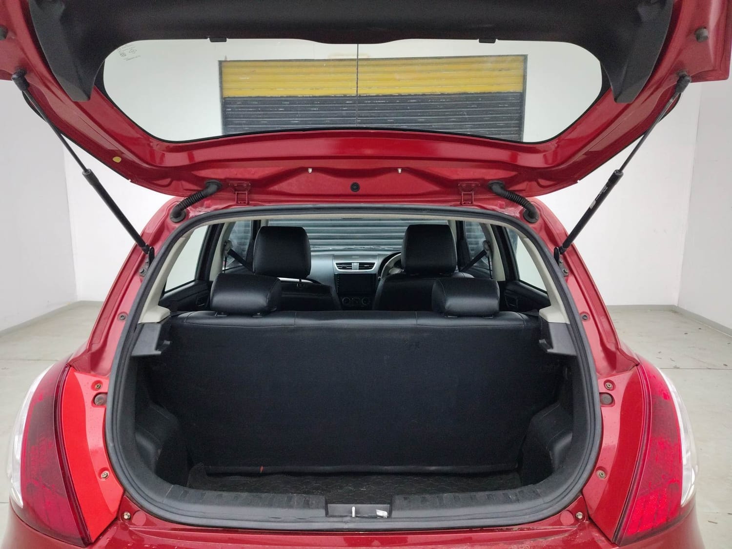 Swift image 25 Swift image 25