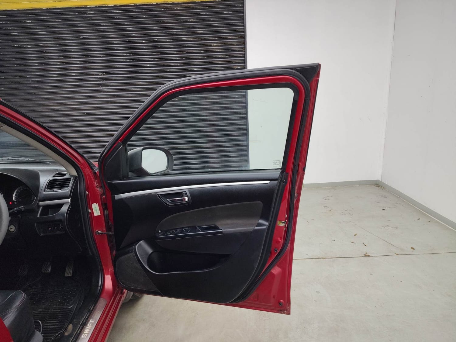 Swift image 19 Swift image 19