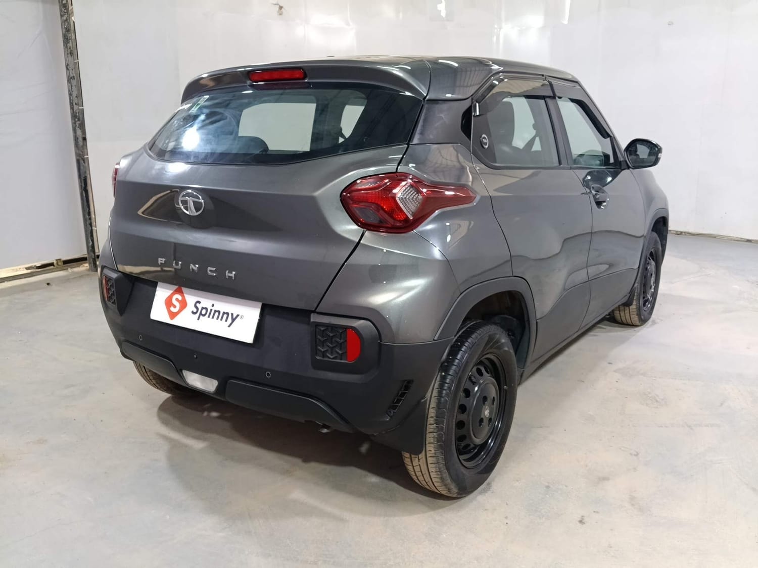 Punch image 5 Punch image 5