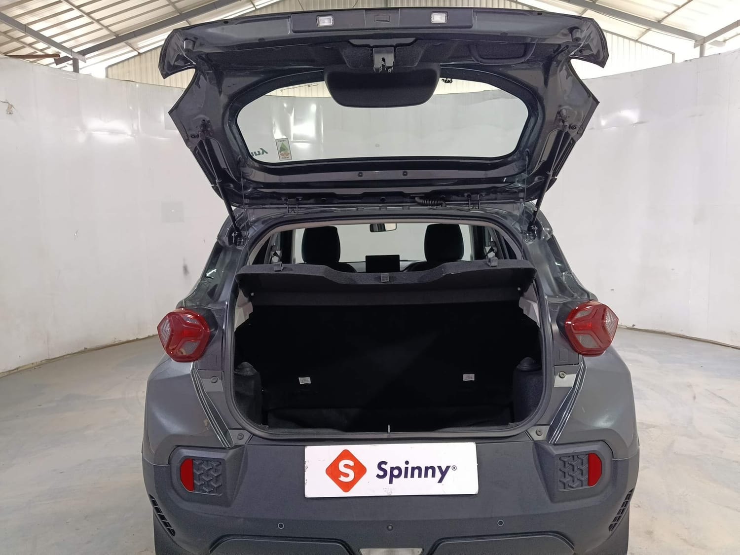 Punch image 24 Punch image 24