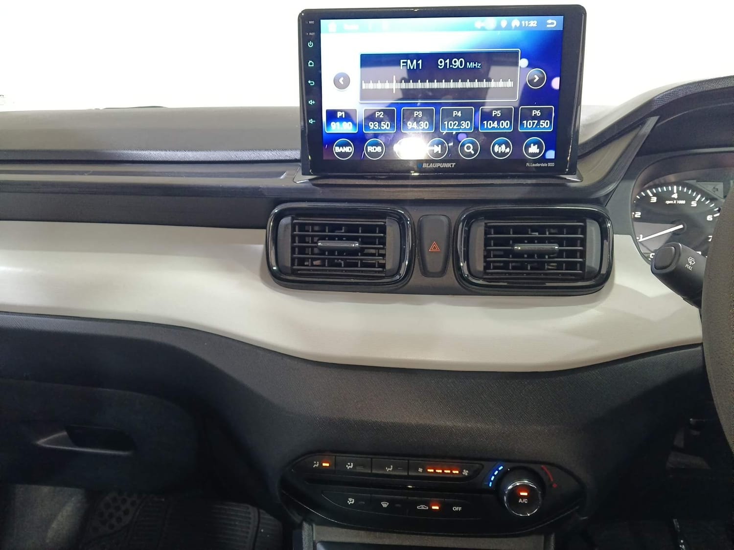 Punch image 13 Punch image 13