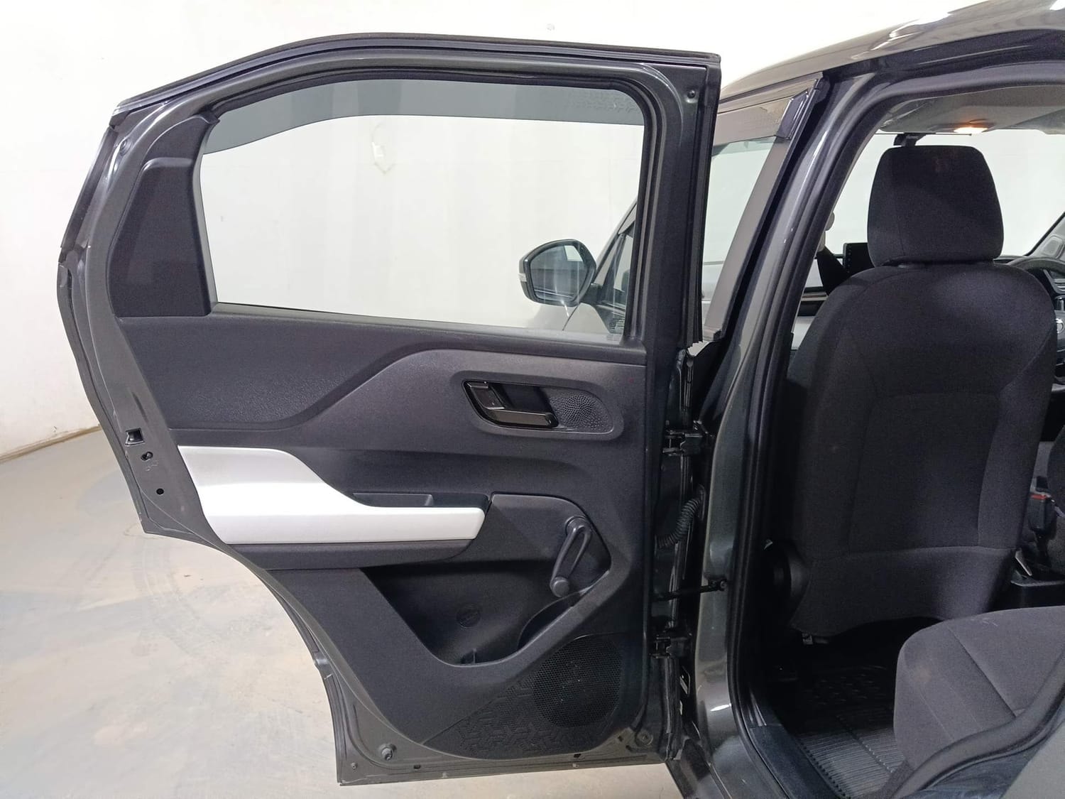 Punch image 22 Punch image 22